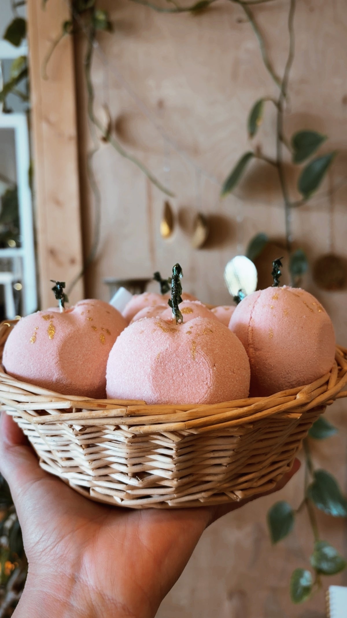 Enchanted Apple Foaming Bath Bomb | Apple, Patchouli & Cardamom