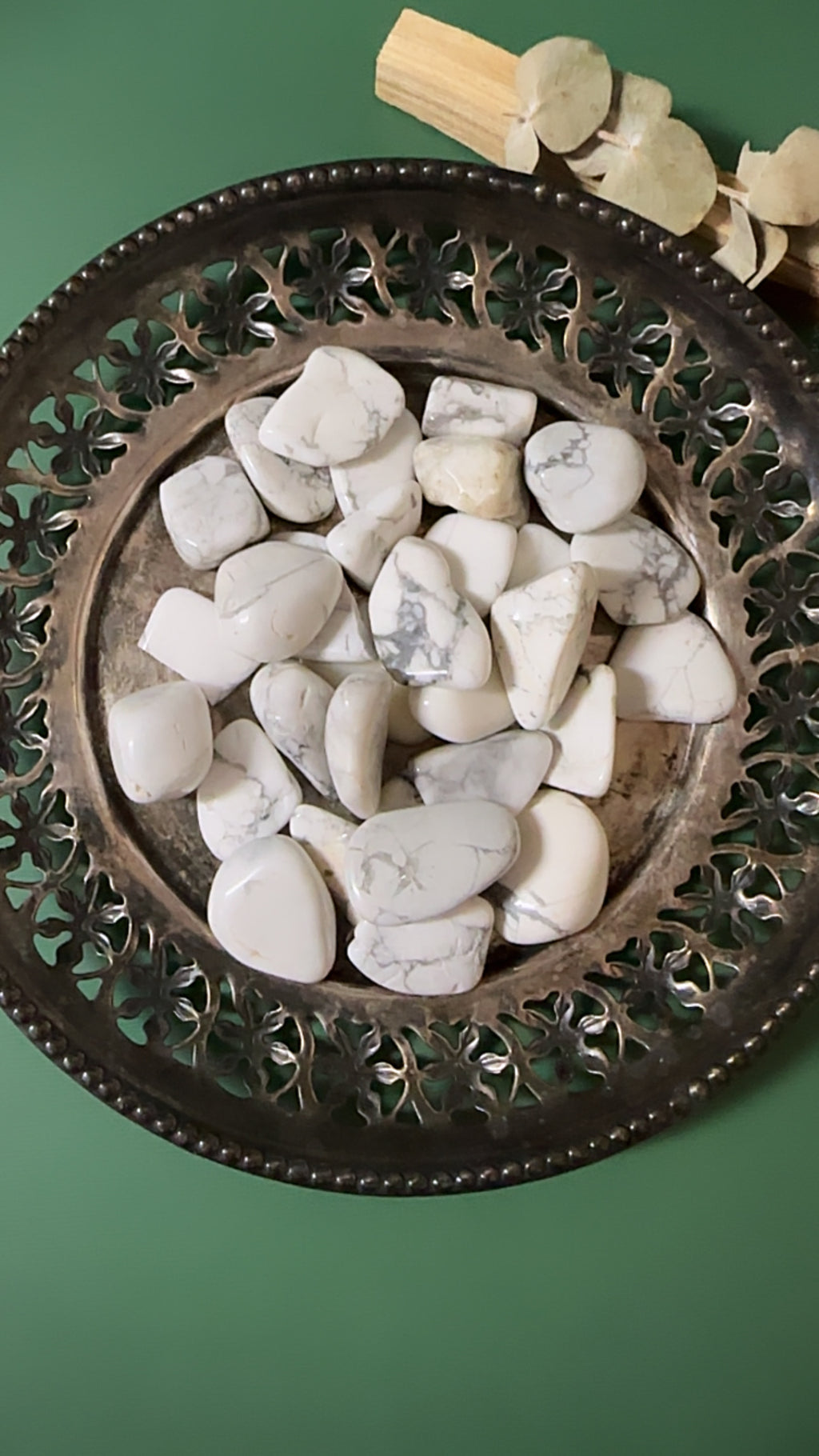 Howlite — Soft Calm • Moon-Mind • Spirit Whisper