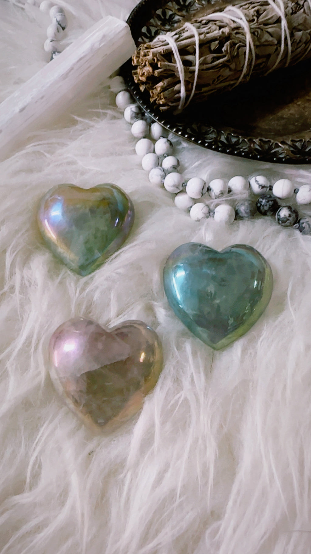 Labradorite Heart – Stone of Intuition, Protection & Inner Magic