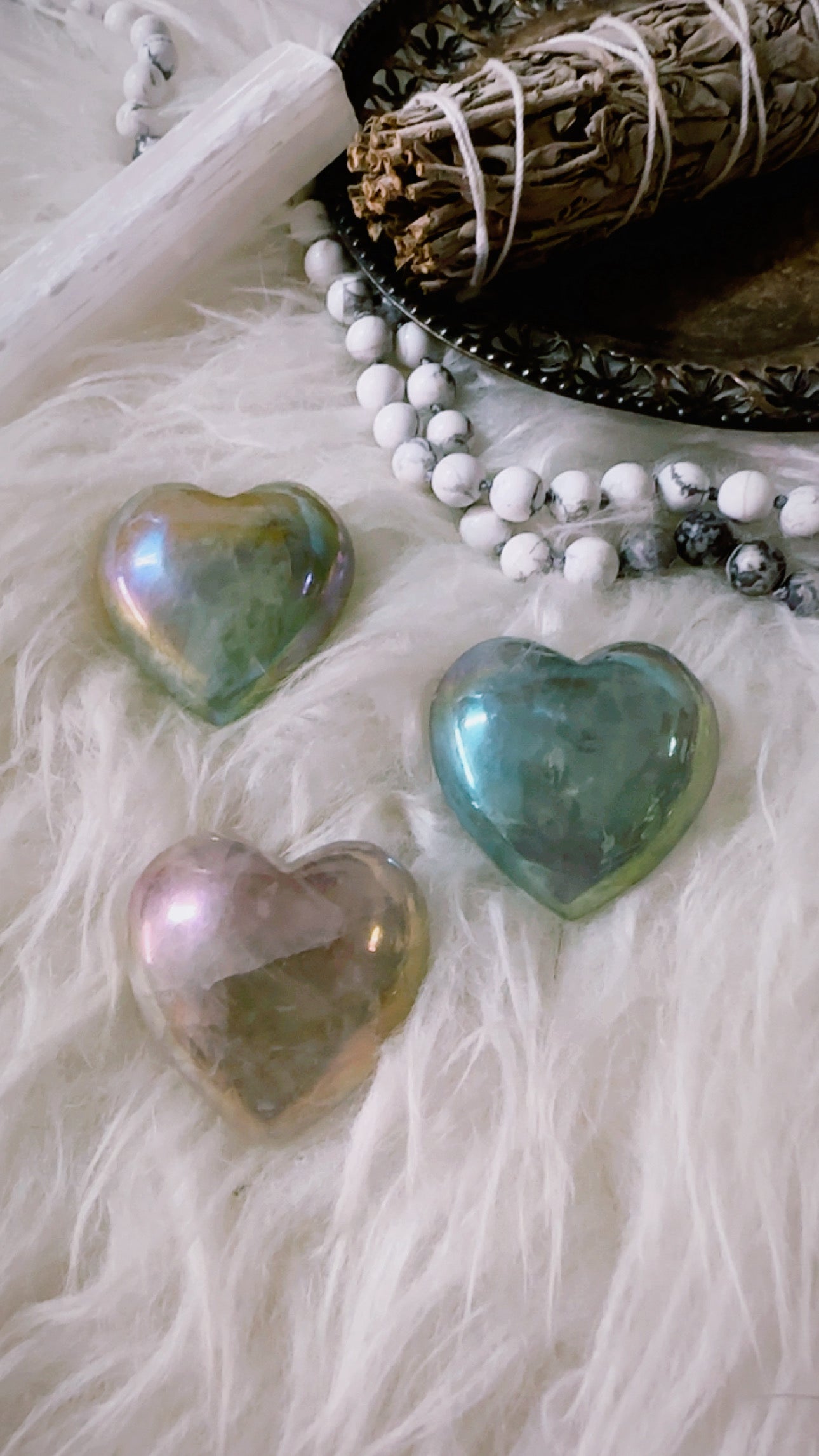 Labradorite Heart – Stone of Intuition, Protection & Inner Magic