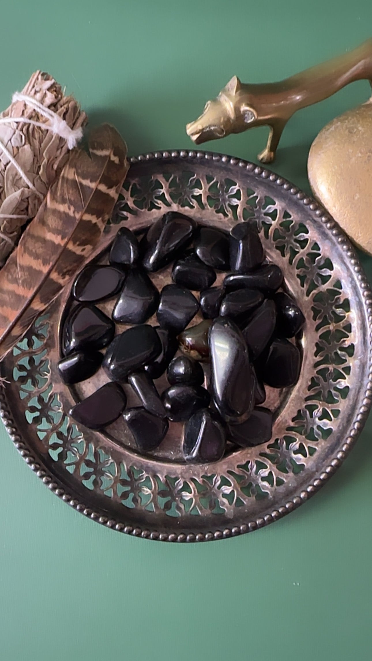 Apache Tears Obsidian
Protection • Emotional Healing • Gentle Release