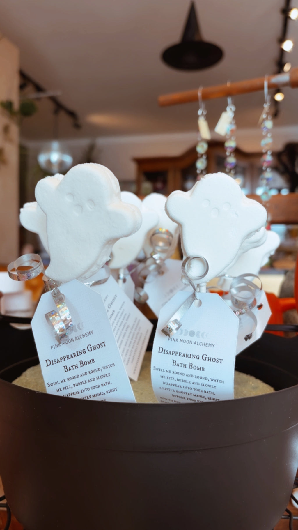 Disappearing Ghost Bath Bomb