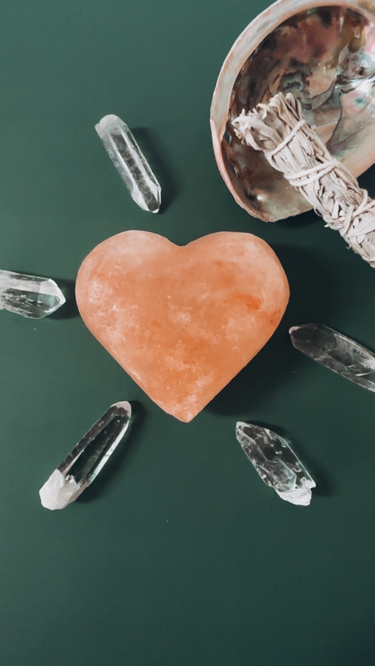 Healing Salt Soak - Himalayan Bath Bomb