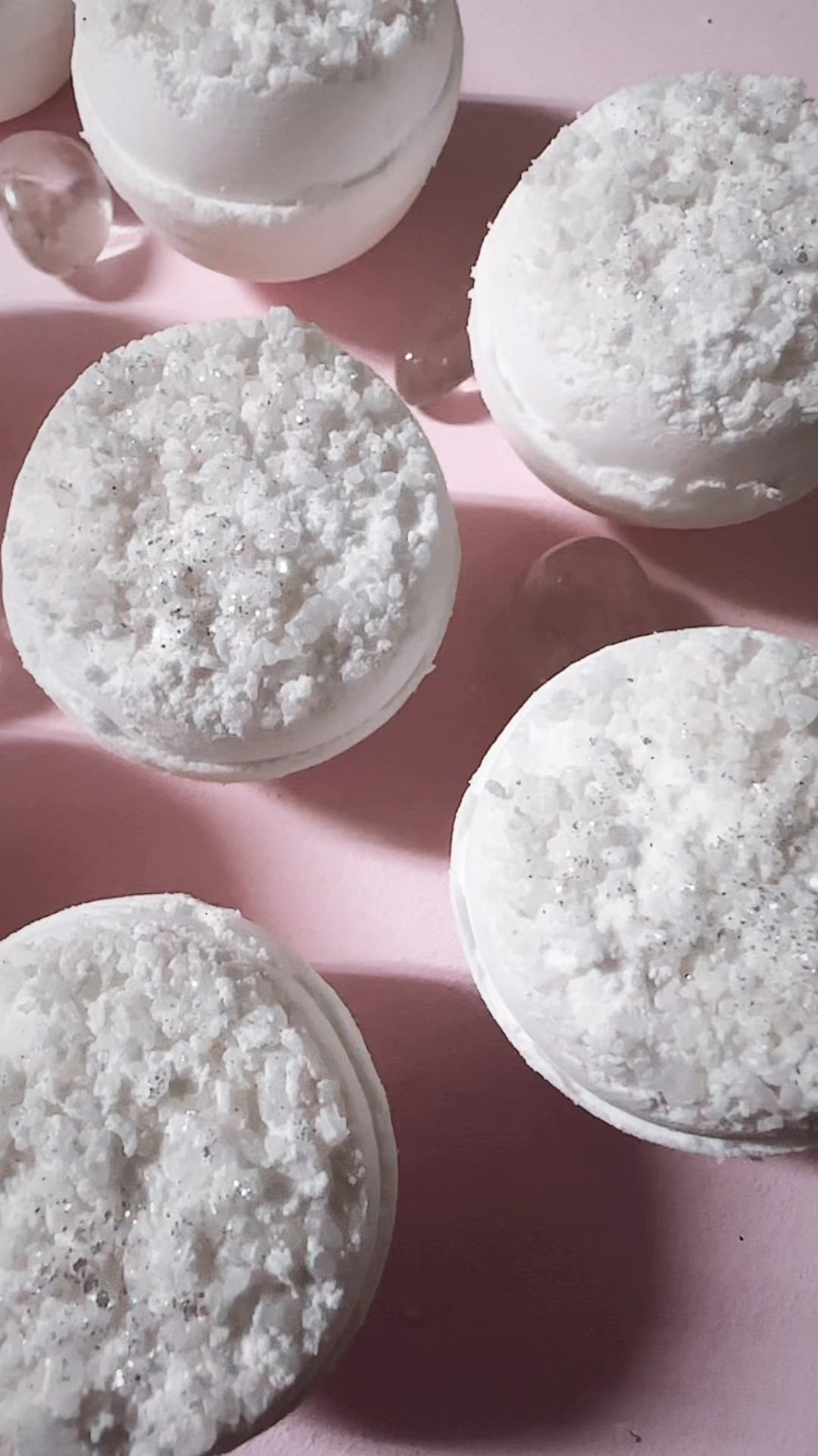 Clear Quartz White Geode Bath Bomb – Clarity, Light & Fresh Energy